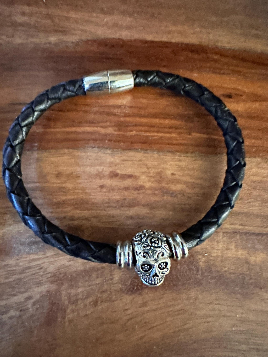 Leather Cuff Bracelet: Silver Skull Bead, Magnetic Clasp